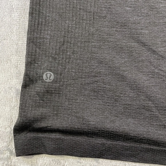 Lululemon Polo Shirt Men XL Black Lightweight Preppy Casual Short‎ Sleeve - Picture 2 of 11
